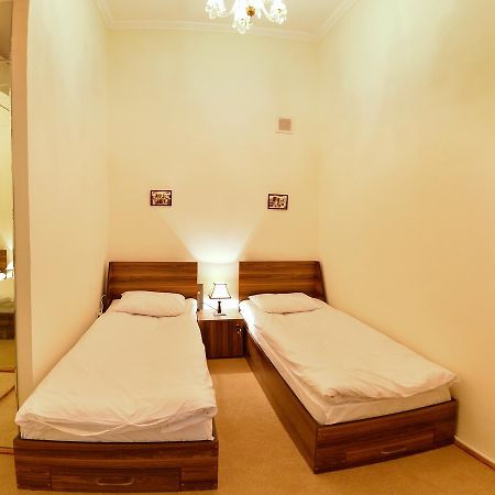 Baku Home Hostel Buitenkant foto