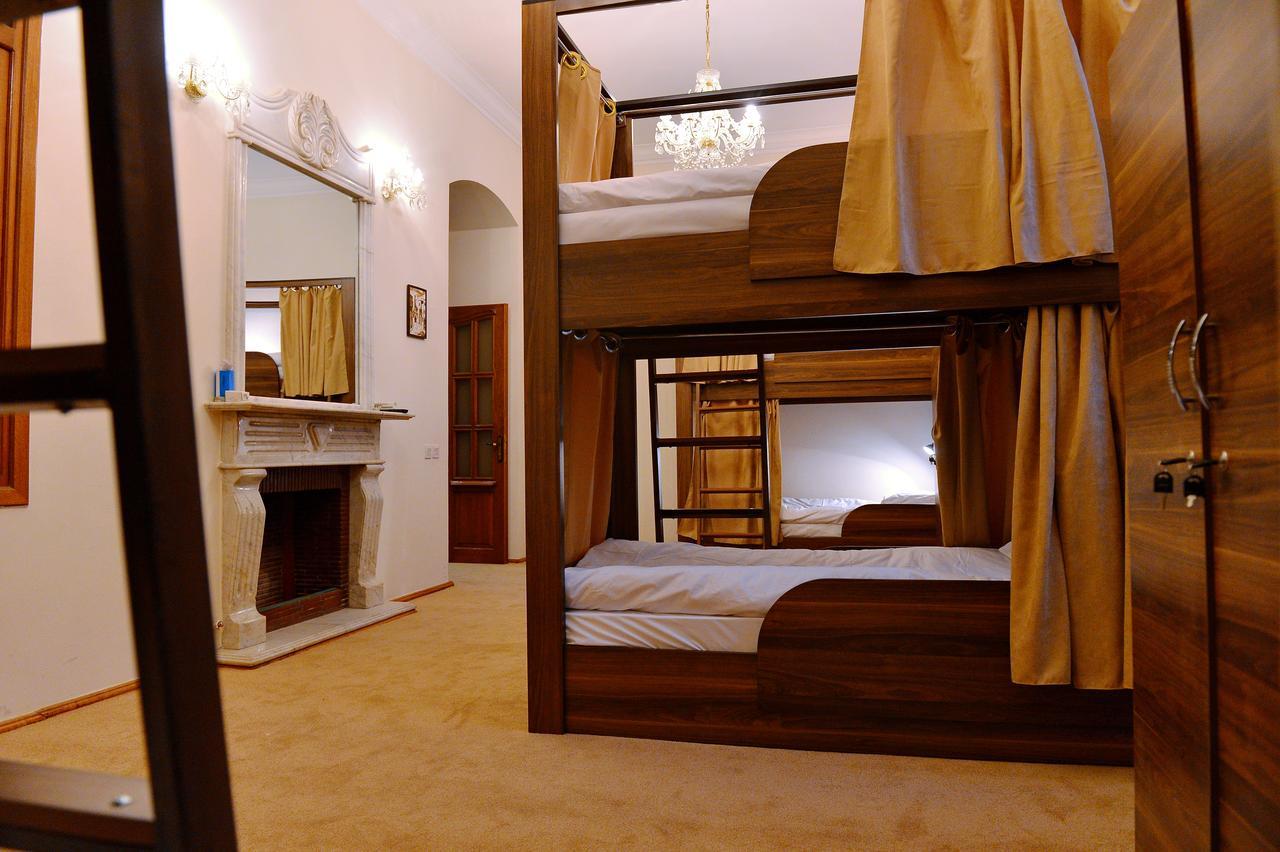 Baku Home Hostel Buitenkant foto