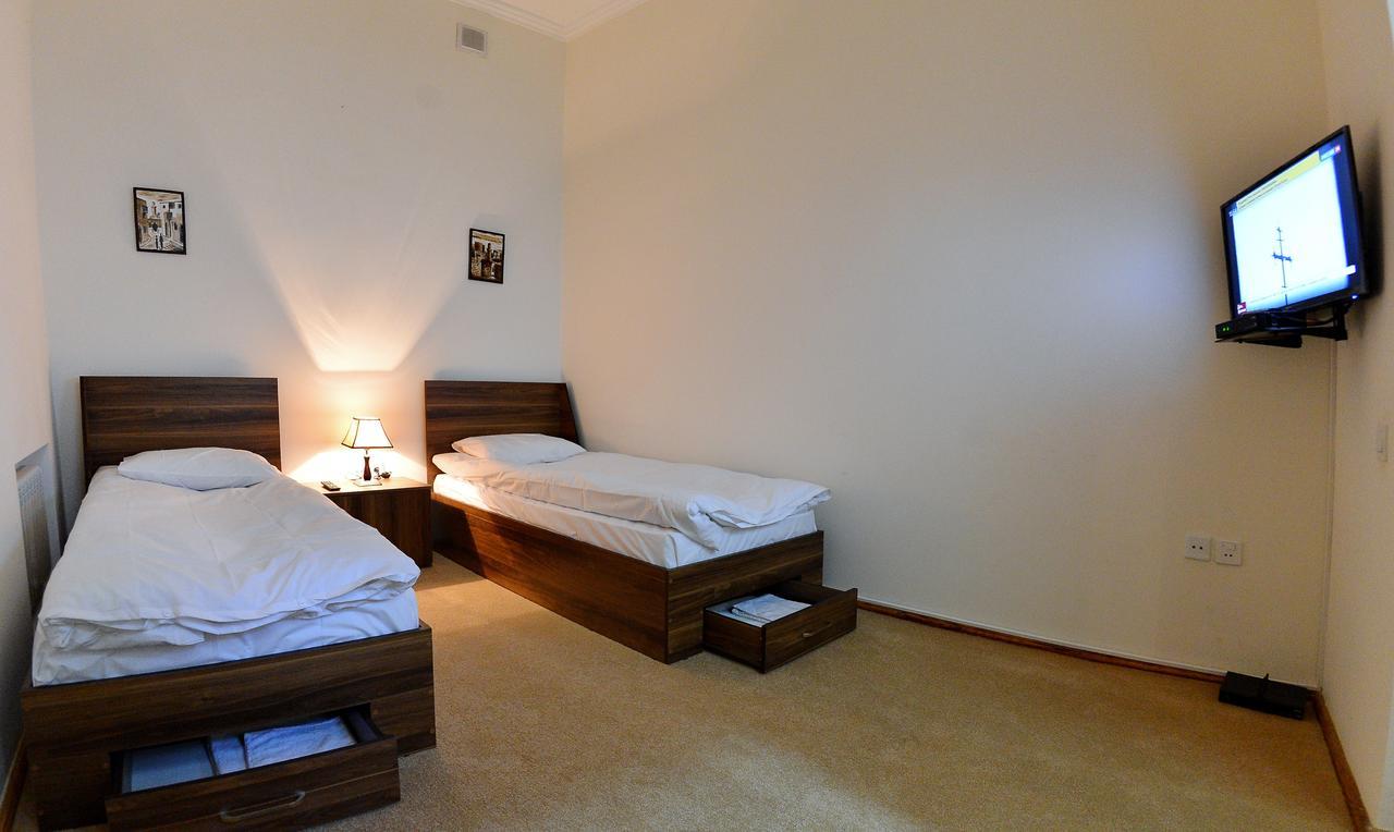 Baku Home Hostel Buitenkant foto