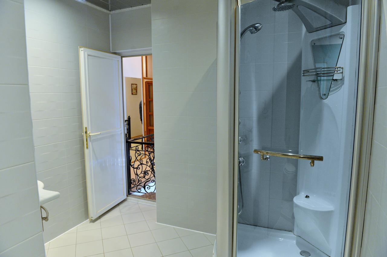 Baku Home Hostel Buitenkant foto
